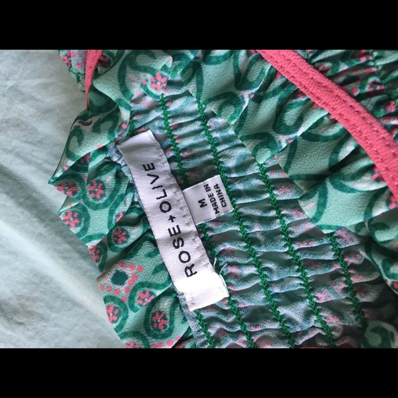 Sleeveless summer top - Picture 3 of 5